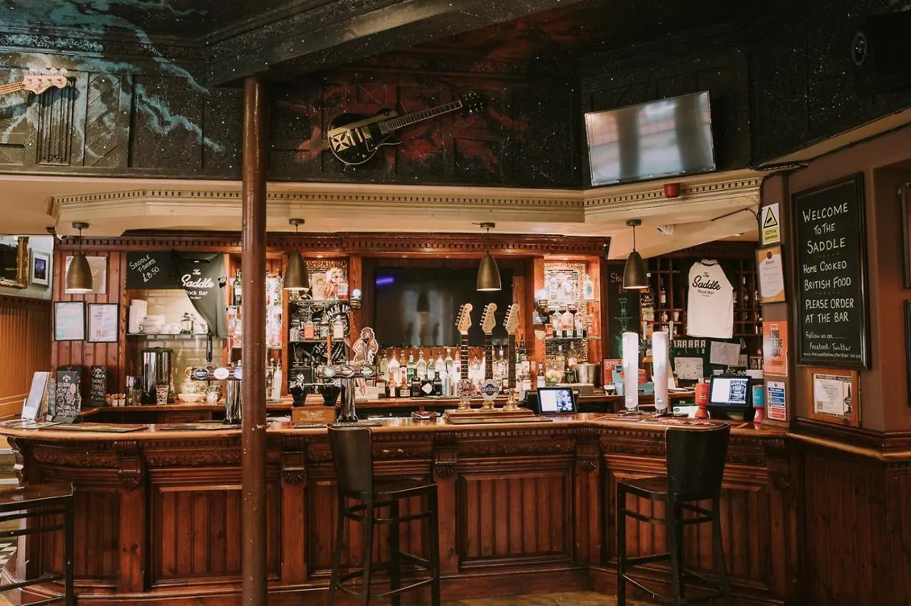 ベッド・アンド・ブレックファスト The Saddle Inn チェスター